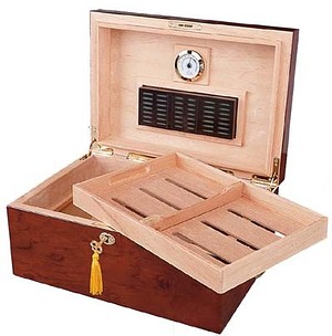 Deauville - 100 Cigar Tobacco Leaf Inlay Humidor Open